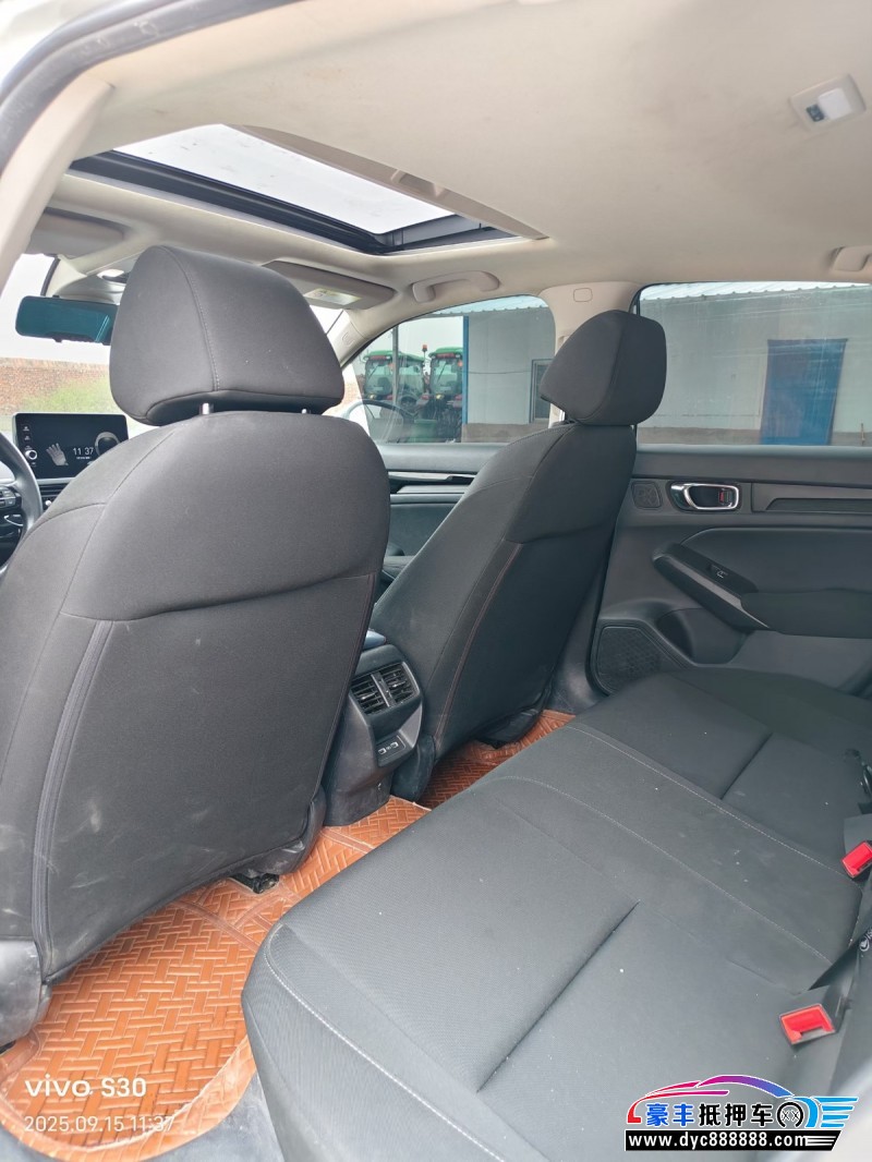 24年本田思域轿车抵押车出售