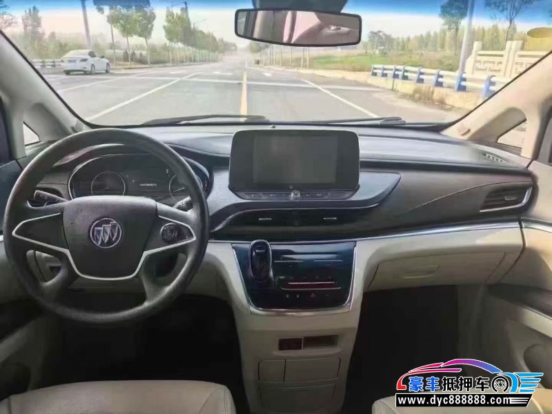 22年别克GL8轿车抵押车出售