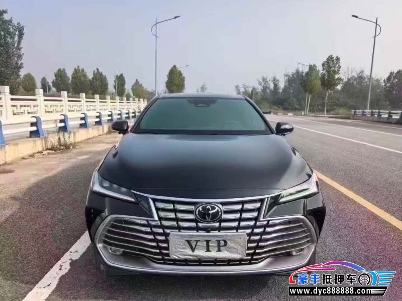 25年丰田亚洲龙轿车抵押车出售