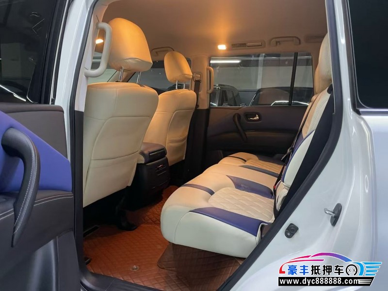 20年日产途乐轿车抵押车出售