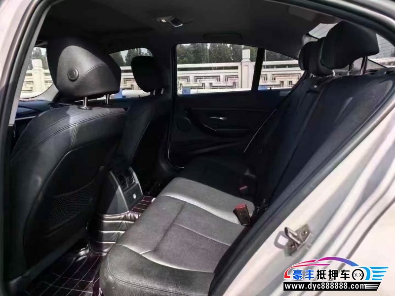 18年宝马3系轿车抵押车出售