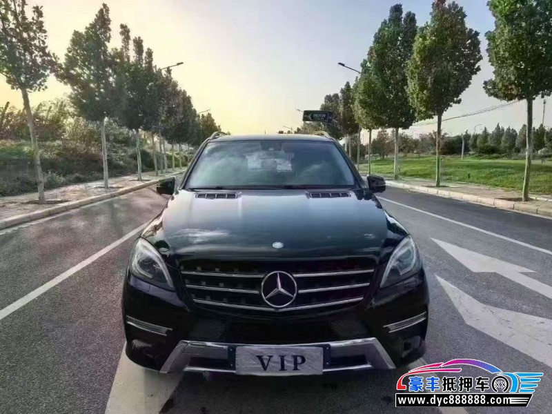 抵押车出售14年奔驰ML轿车