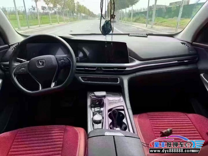 21年长安CS75轿车抵押车出售