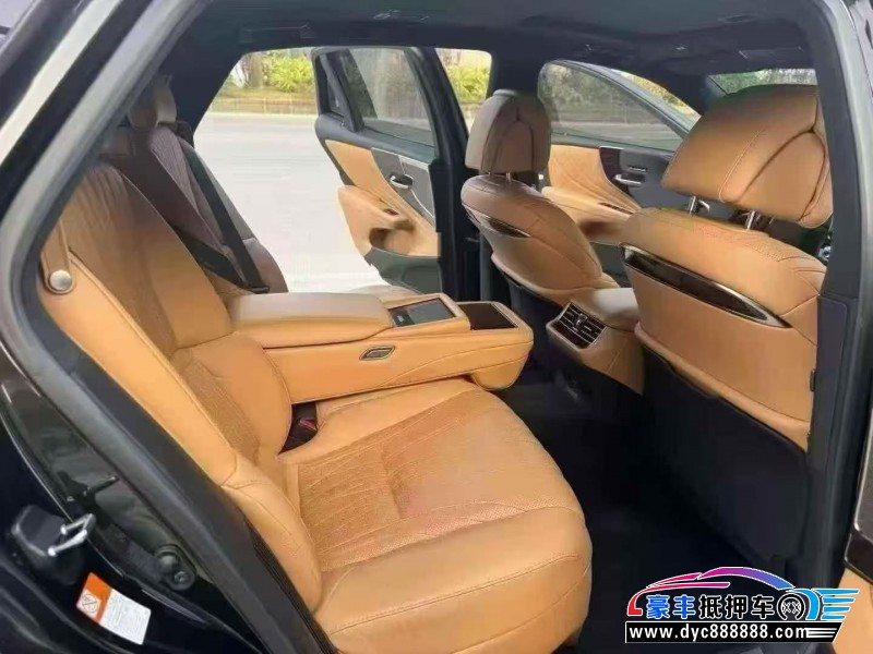 23年雷克萨斯LS轿车抵押车出售