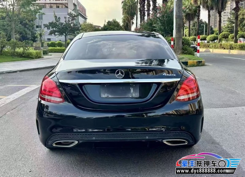 17年奔驰C轿车抵押车出售