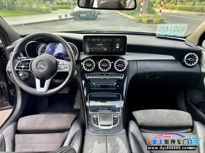 17年奔驰C轿车抵押车出售