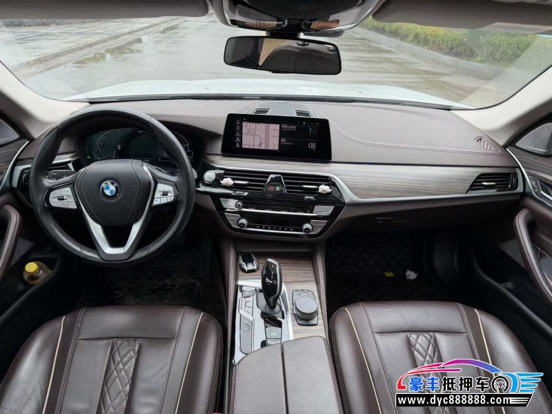 20年宝马5系轿车抵押车出售