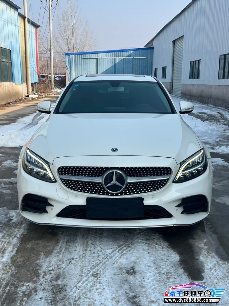 19年奔驰C轿车抵押车出售