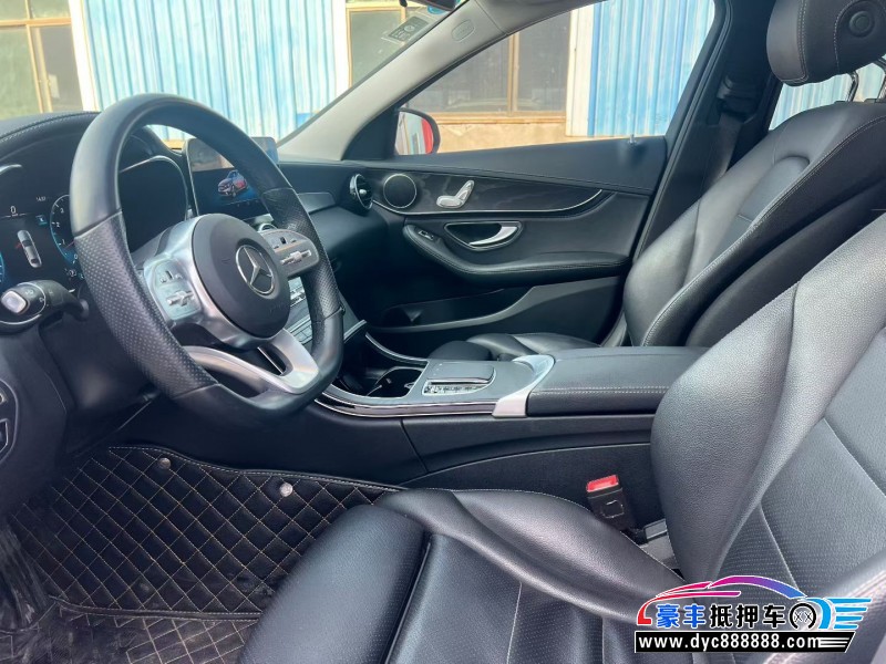 19年奔驰C轿车抵押车出售