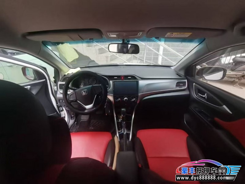 18年本田凌派轿车抵押车出售