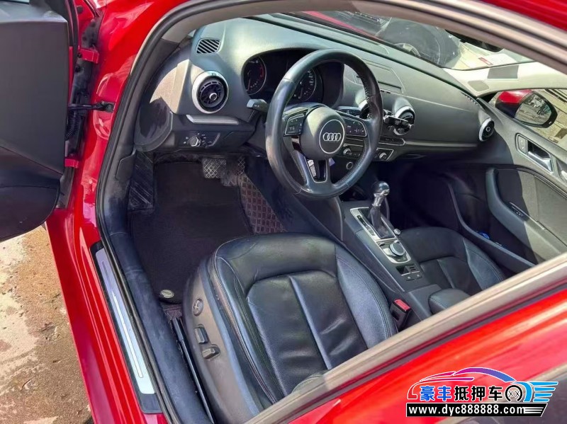 19年奥迪A3轿车抵押车出售