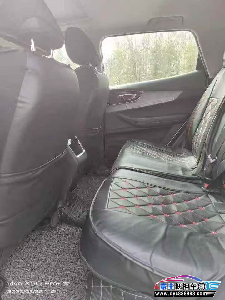 21年奇瑞瑞虎5x轿车抵押车出售