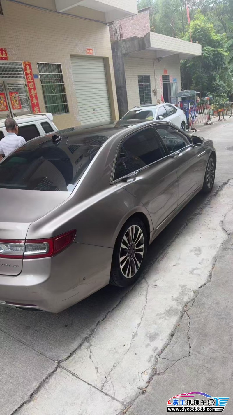 18年林肯大陆轿车抵押车出售