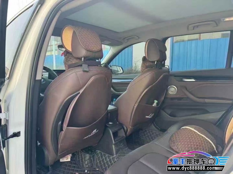 22年宝马X1轿车抵押车出售