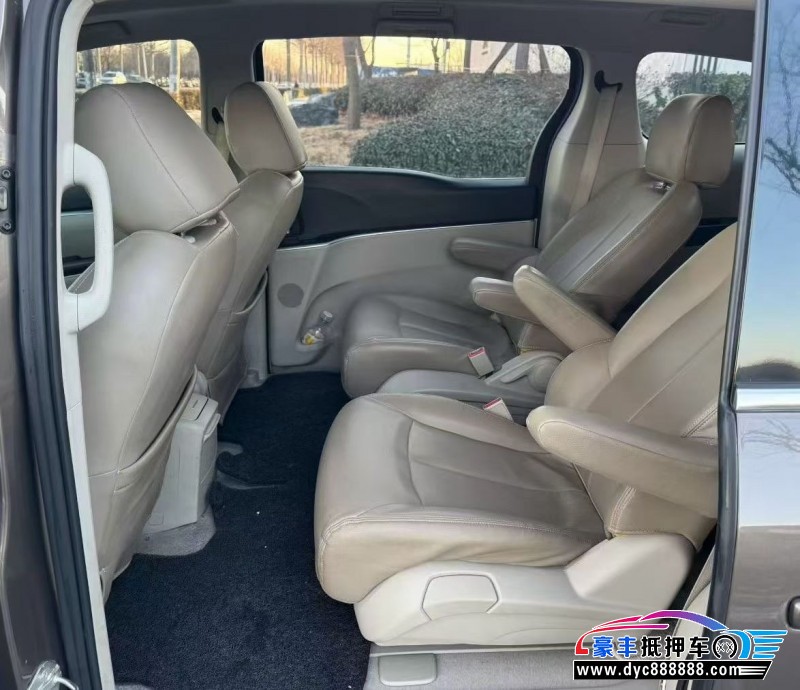 22年别克GL8轿车抵押车出售