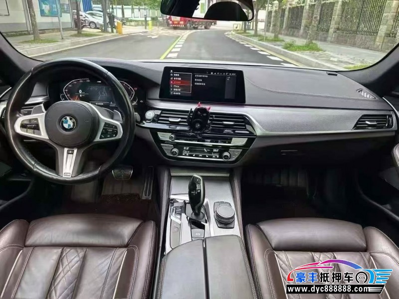 20年宝马5系轿车抵押车出售