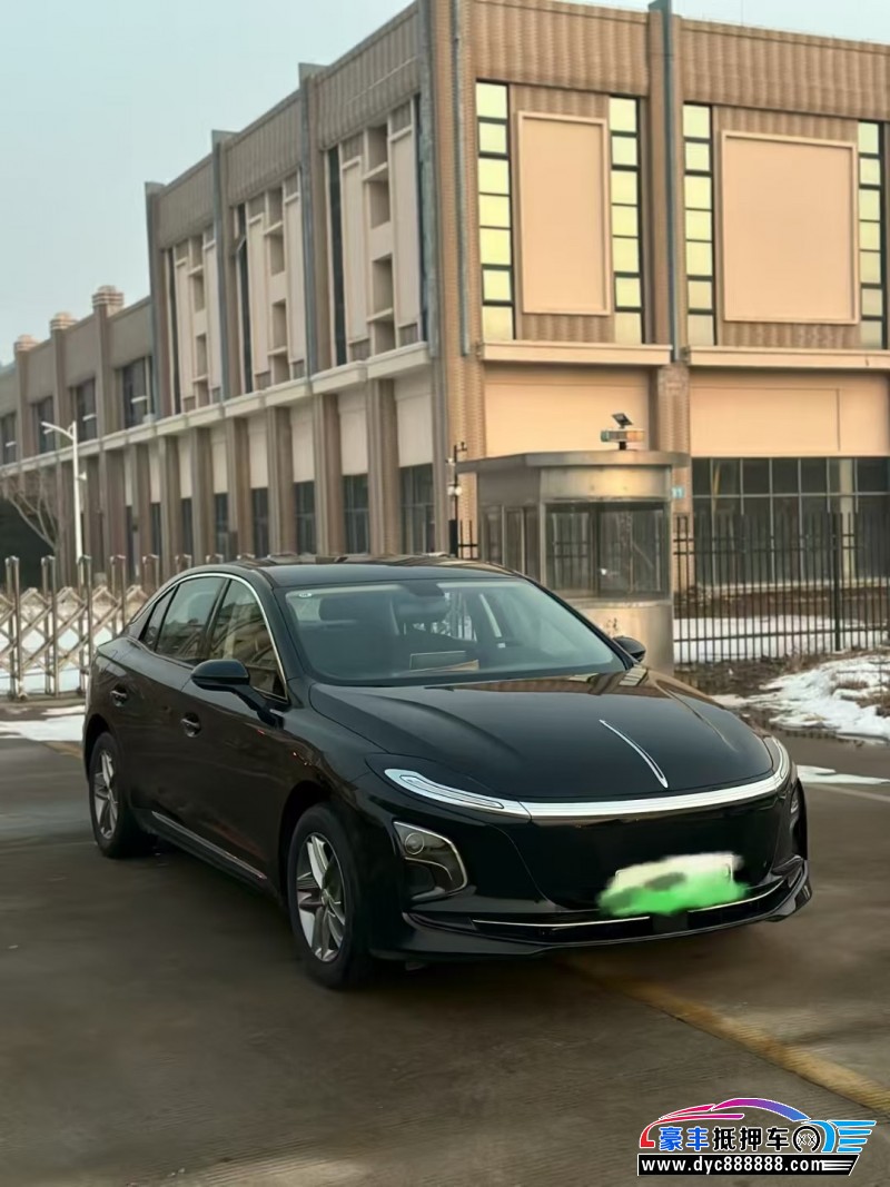 25年红旗EQM5轿车抵押车出售