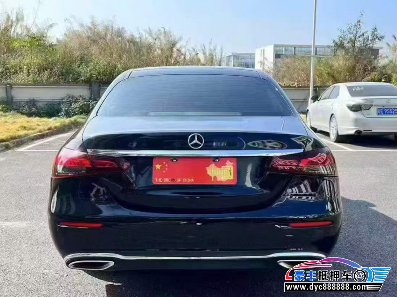 23年奔驰E轿车抵押车出售