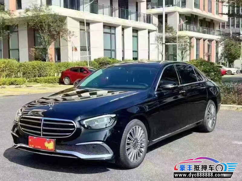 23年奔驰E轿车抵押车出售