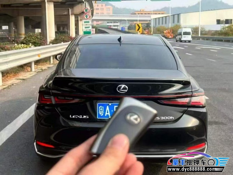 24年雷克萨斯ES轿车抵押车出售