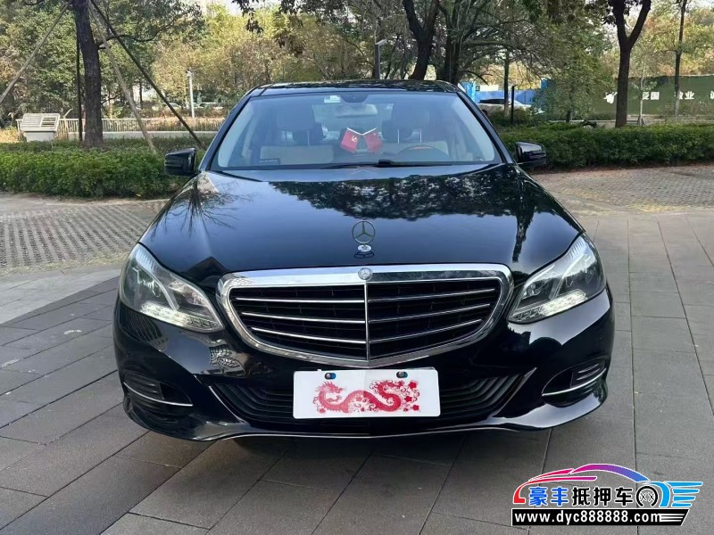 16年奔驰E轿车抵押车出售