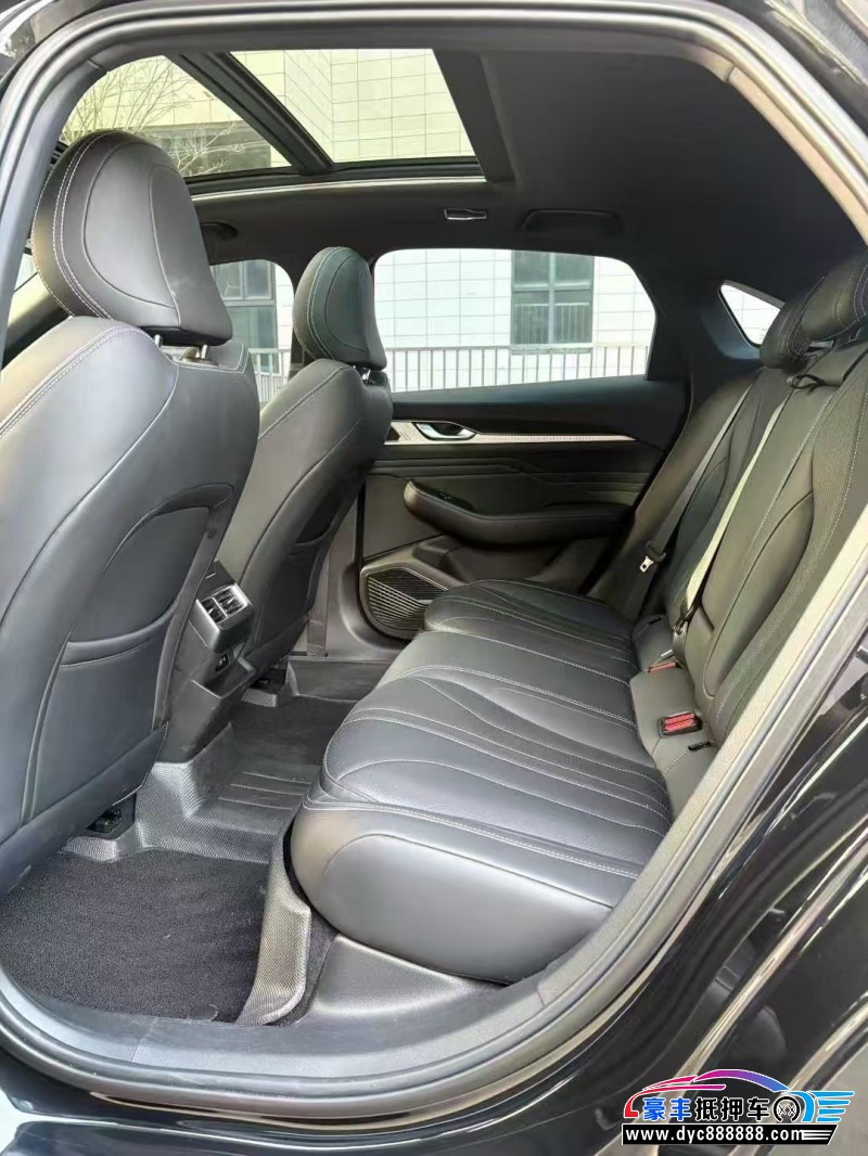 25年吉利星瑞轿车抵押车出售