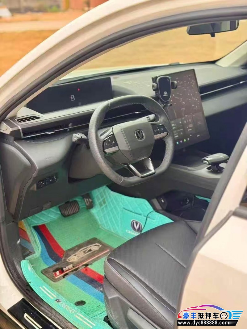 24年长安逸动轿车抵押车出售