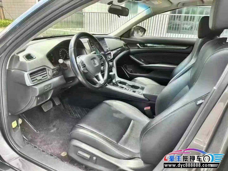 20年本田雅阁轿车抵押车出售