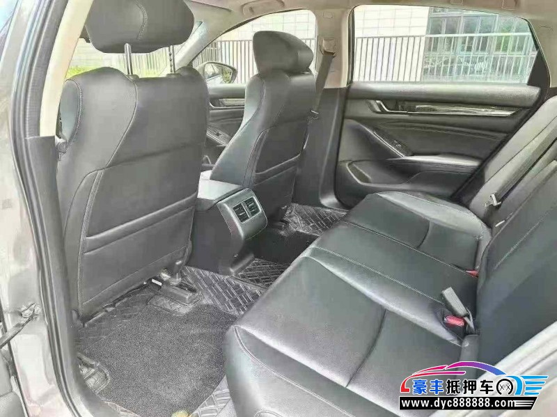 20年本田雅阁轿车抵押车出售