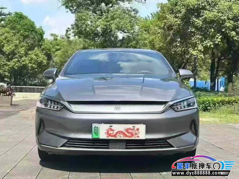 抵押车出售22年比亚迪秦轿车