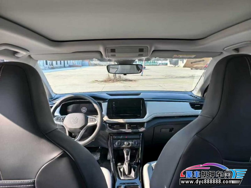 25年大众途岳轿车抵押车出售