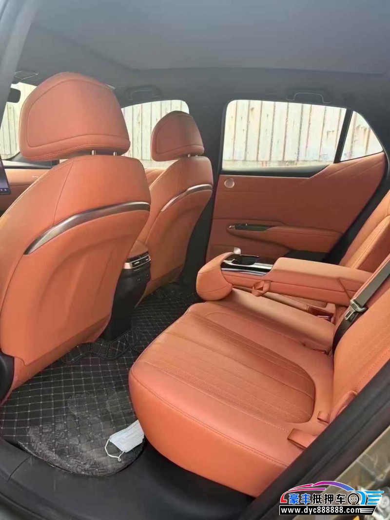 25年长安启源E07轿车抵押车出售