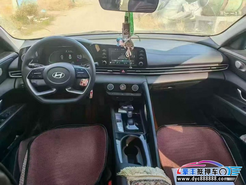 24年现代伊兰特轿车抵押车出售