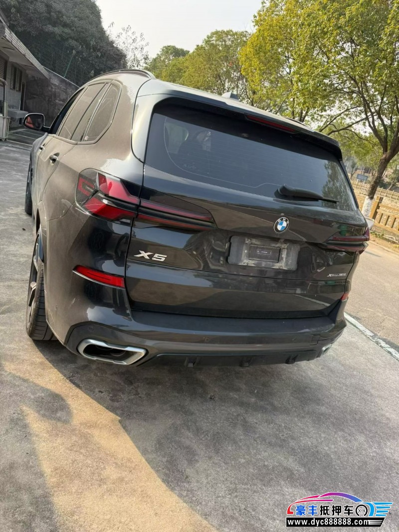 23年宝马X5SUV抵押车出售