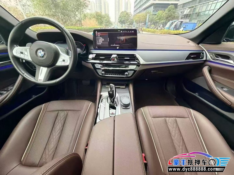 24年宝马5系轿车抵押车出售