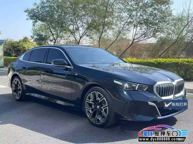 24年宝马5系轿车抵押车出售