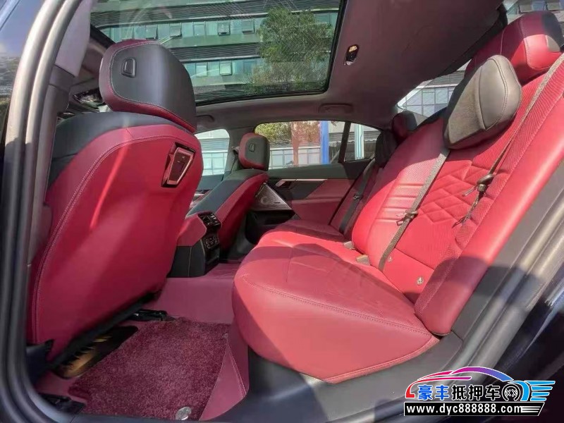 24年宝马5系轿车抵押车出售