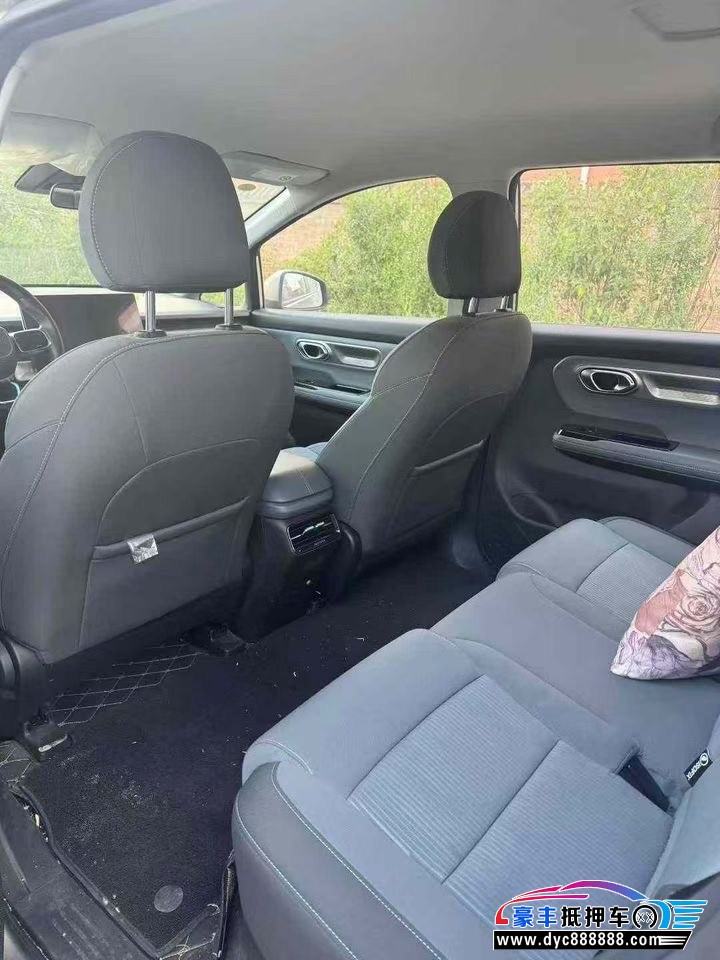 24年埃安Y轿车抵押车出售