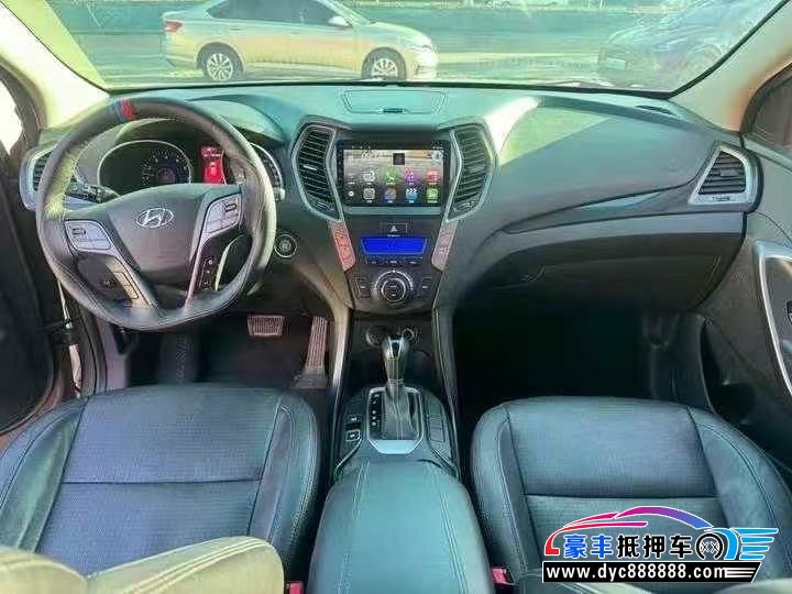 13年现代新胜达轿车抵押车出售