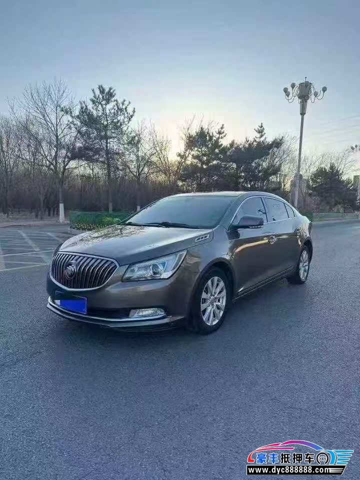 15年别克君越轿车抵押车出售