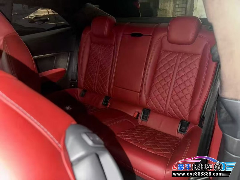 18年奥迪A5轿车抵押车出售