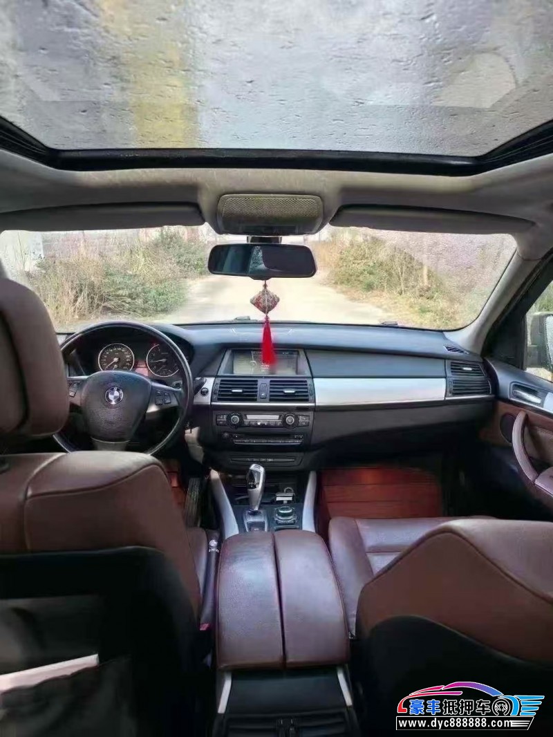 13年宝马X5轿车抵押车出售