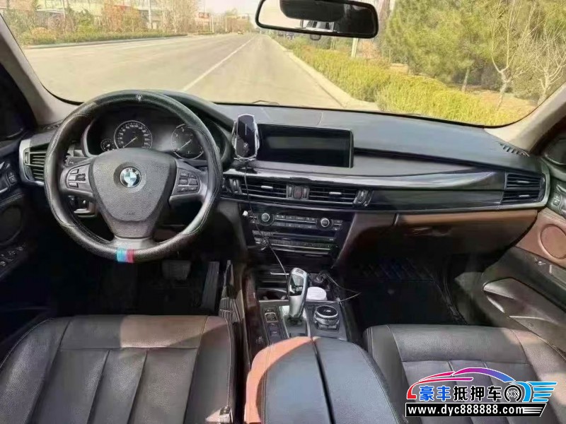 17年宝马X5轿车抵押车出售