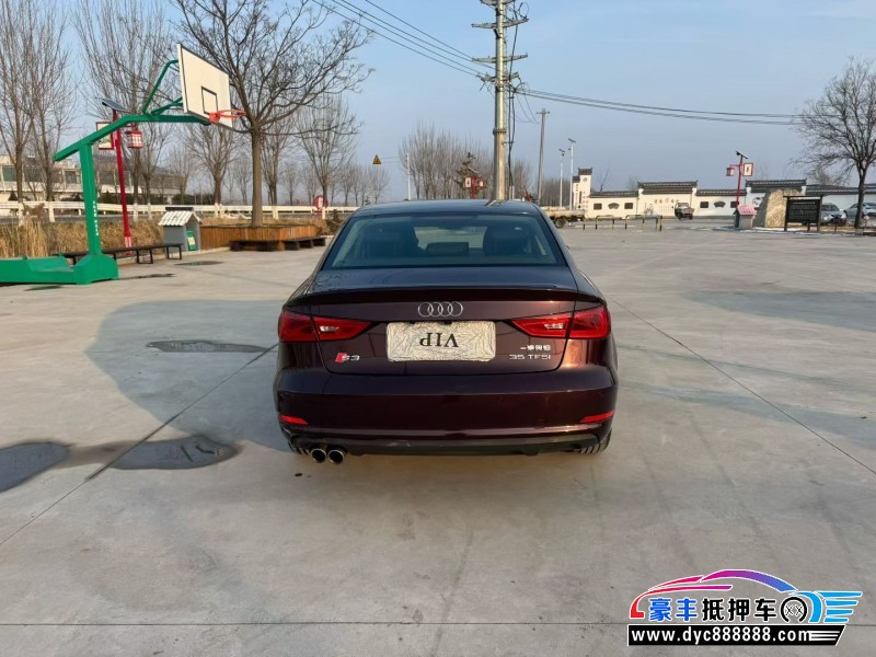 16年奥迪A3轿车抵押车出售