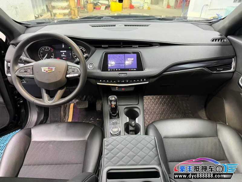 22年凯迪拉克XT4轿车抵押车出售