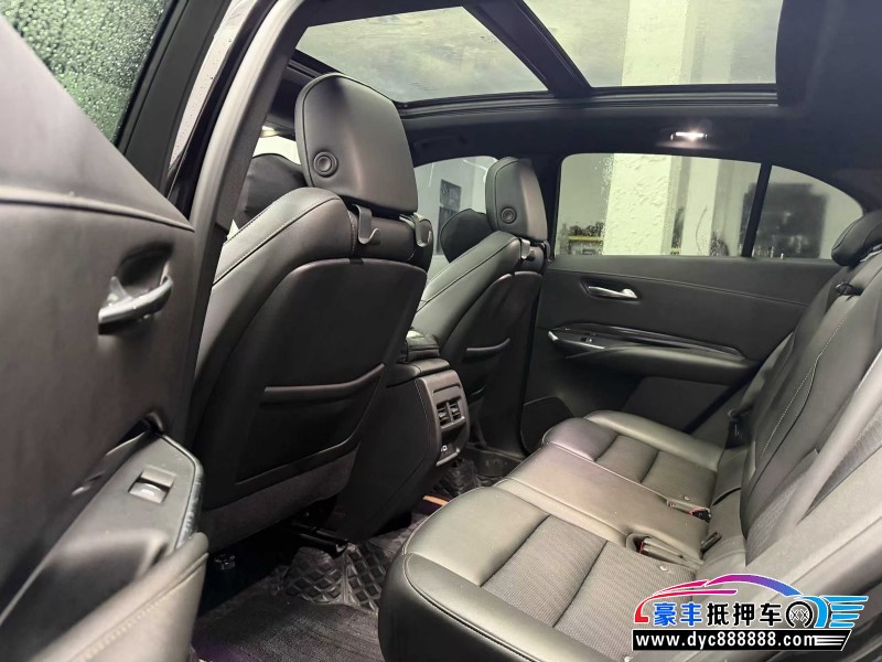 22年凯迪拉克XT4轿车抵押车出售