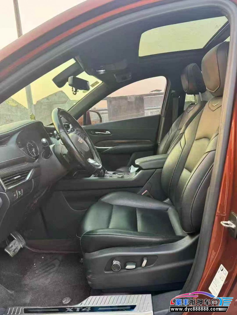 19年凯迪拉克XT4轿车抵押车出售