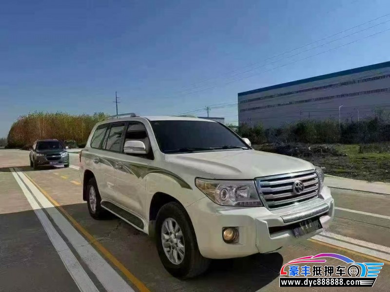 14年丰田兰德酷路泽（陆巡）轿车抵押车出售