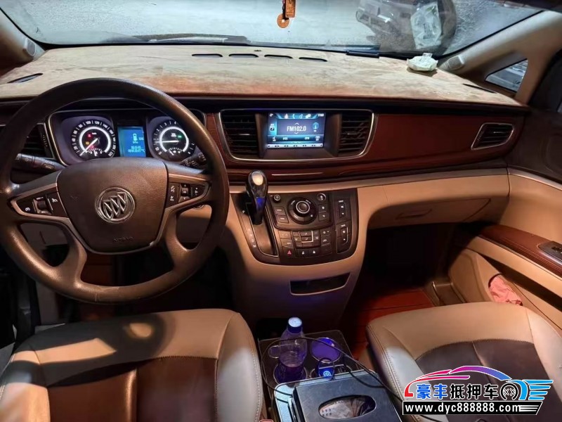 18年别克GL8MPV抵押车出售