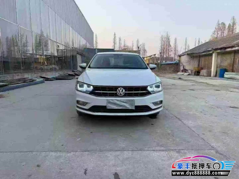 18年大众宝来轿车抵押车出售